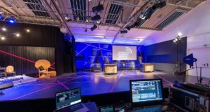 Scharlatan Theater eröffnet Streaming-Studio in Hamburg