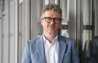 mac. brand spaces begrüßt 14 neue Nachwuchskräfte
